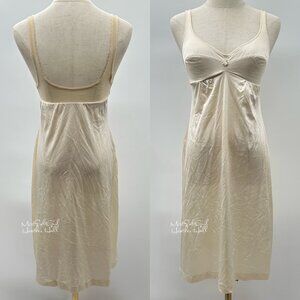 Vintage Henson Kickernick Ivory Full Slip Dress